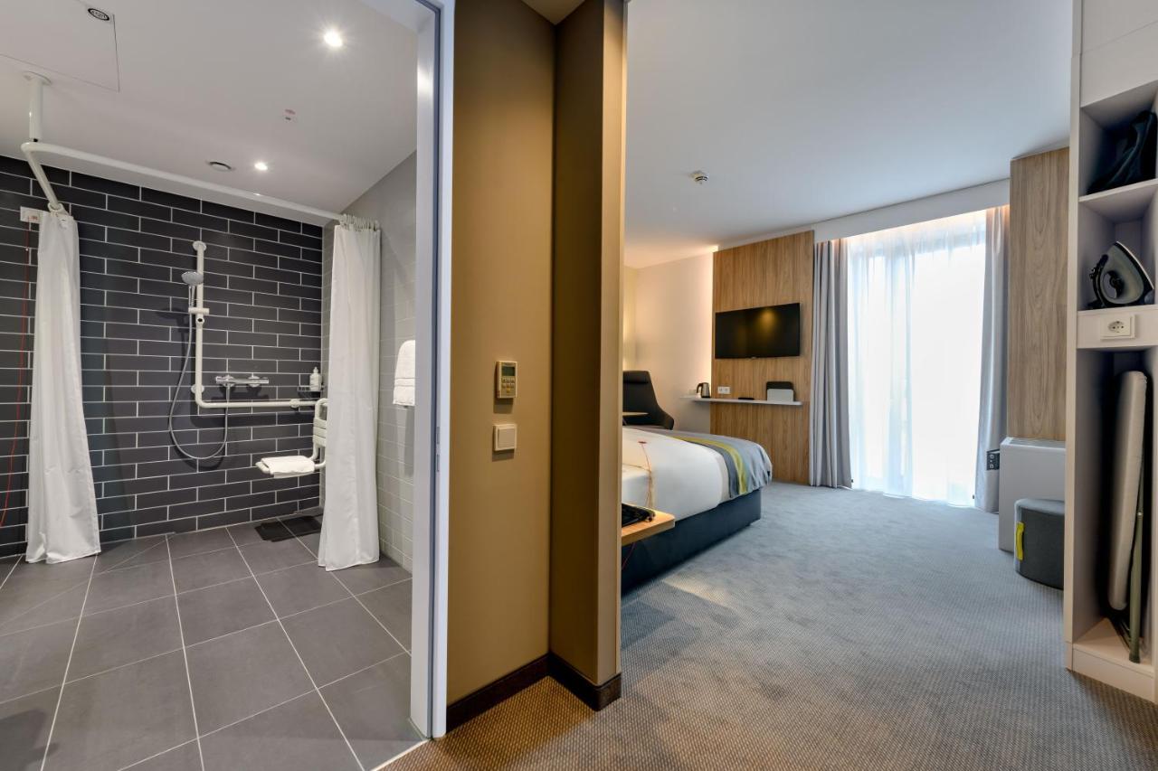 Holiday Inn Express - Fulda By Ihg Exterior foto