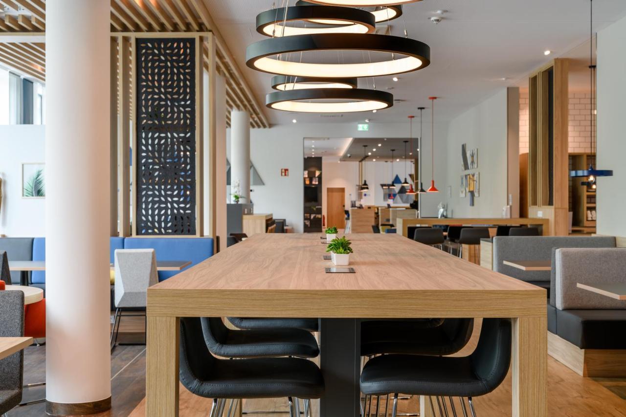 Holiday Inn Express - Fulda By Ihg Exterior foto