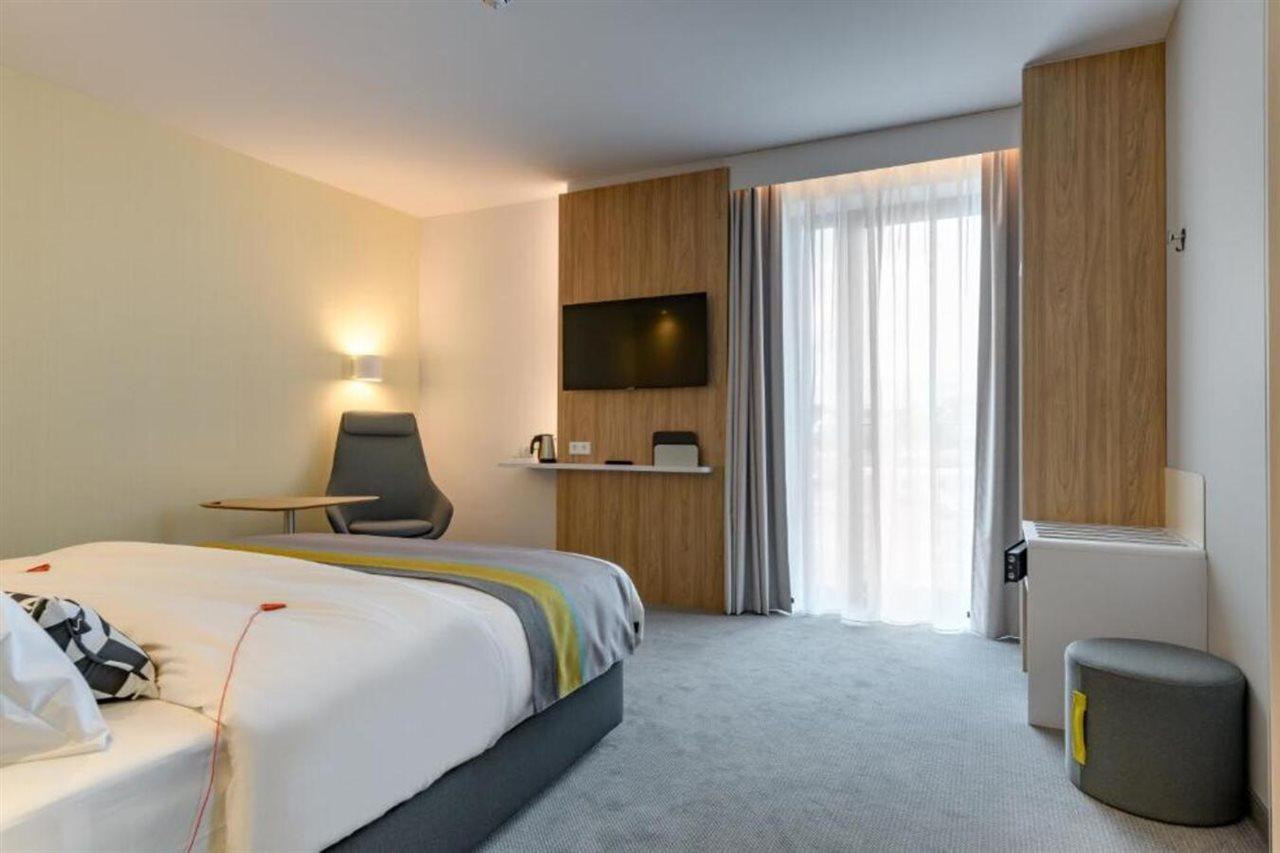 Holiday Inn Express - Fulda By Ihg Exterior foto